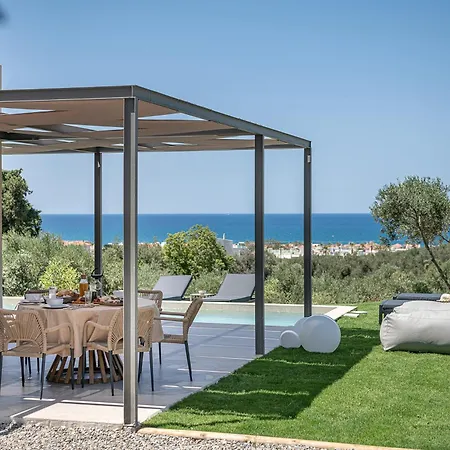 Seaview With Pool In Nature Next To
